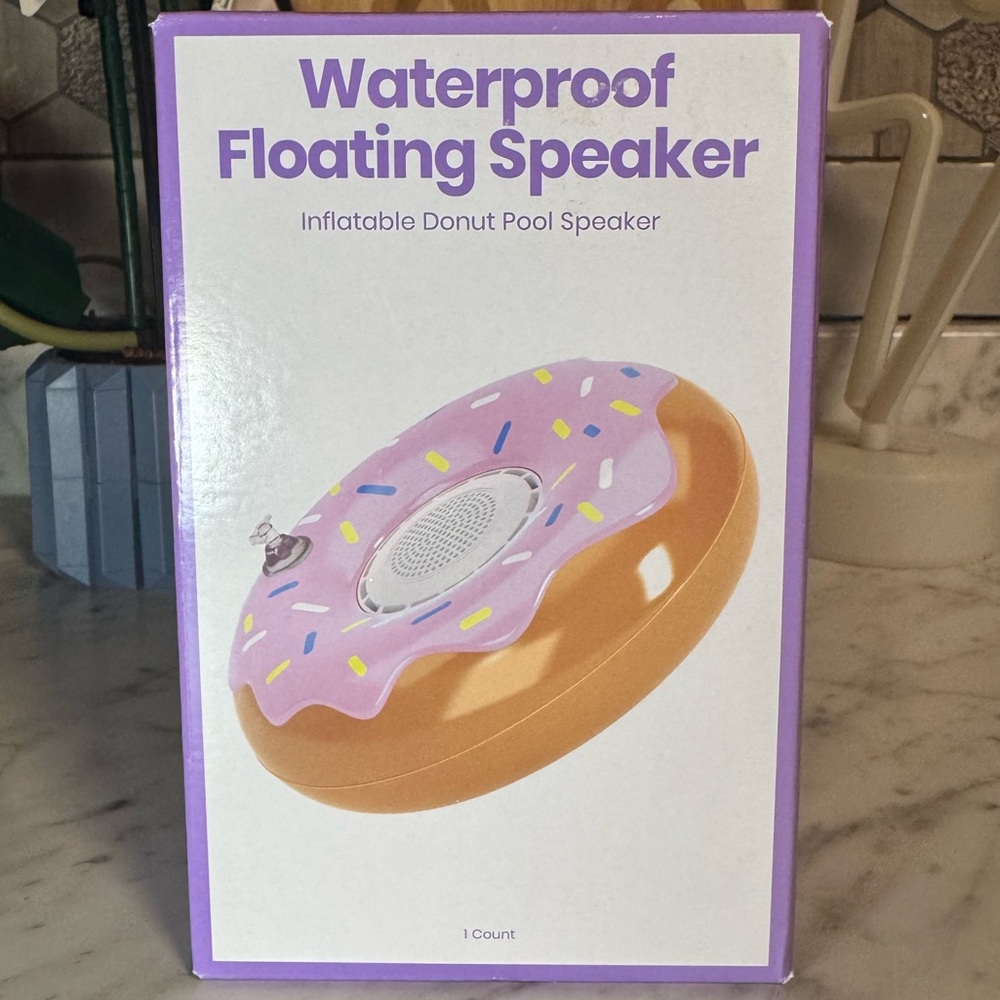 Waterproof Donut Floating Speaker